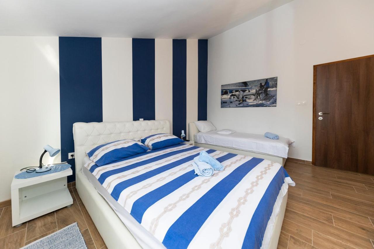 Apartman Lana Biograd Na Moru Exterior photo