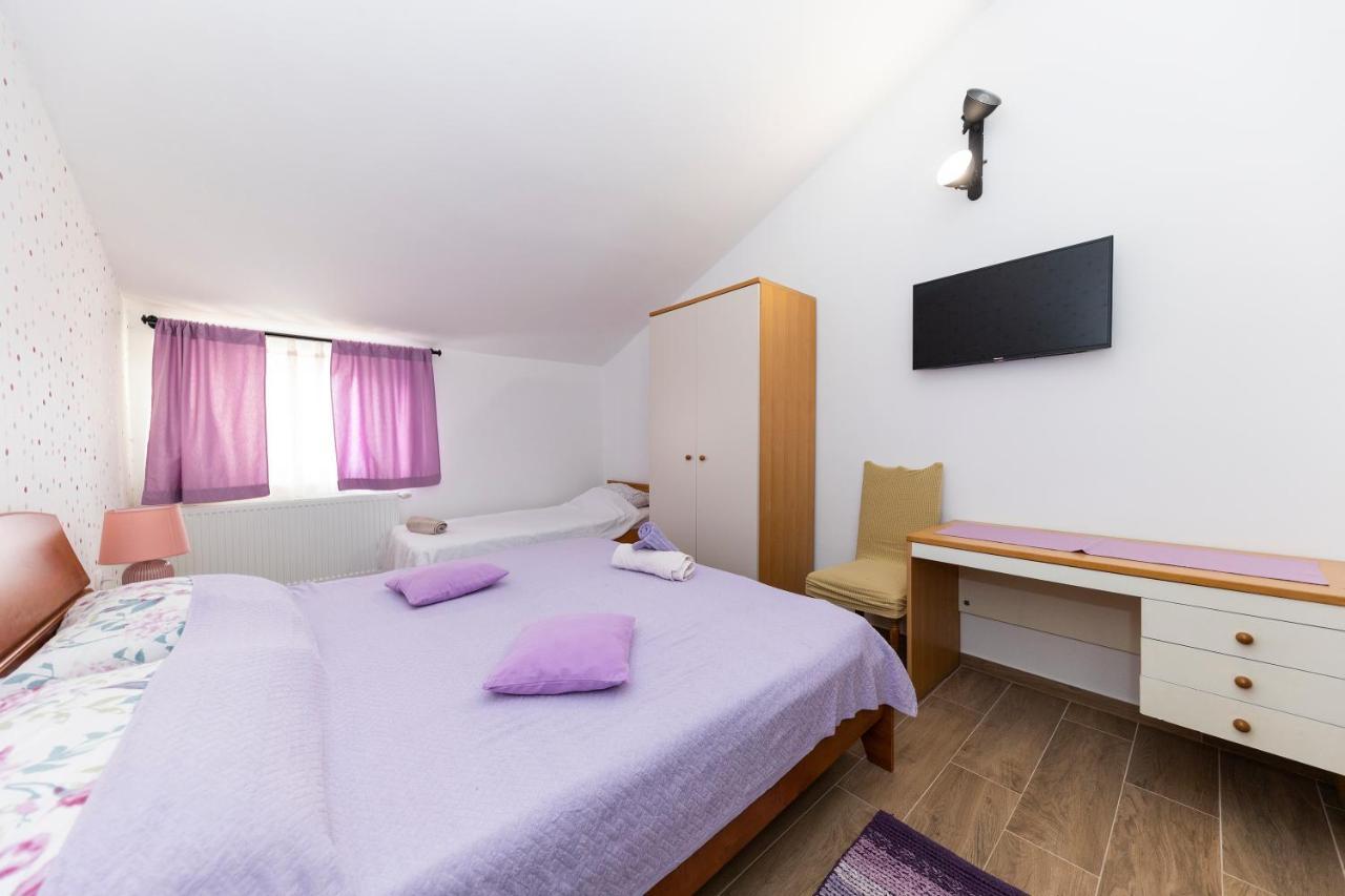 Apartman Lana Biograd Na Moru Exterior photo